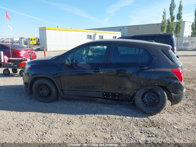 12704209 :رقم المزاد ، 3GNCJKSB6FL237440 vin ، 2015 Chevrolet Trax Ls مزاد بيع