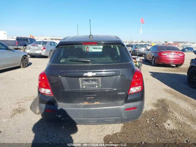 12704209 :رقم المزاد ، 3GNCJKSB6FL237440 vin ، 2015 Chevrolet Trax Ls مزاد بيع