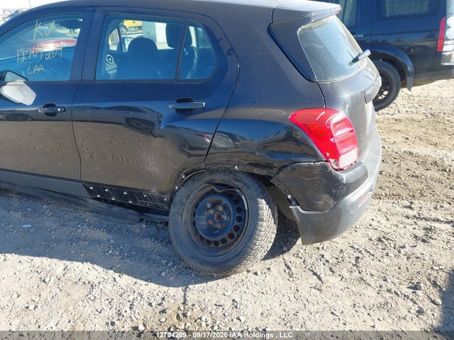 12704209 :رقم المزاد ، 3GNCJKSB6FL237440 vin ، 2015 Chevrolet Trax Ls مزاد بيع