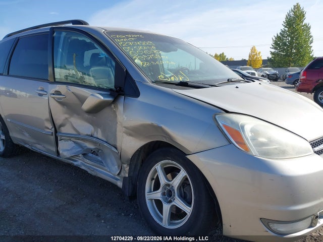 12704229 :رقم المزاد ، 5TDBA22C35S040182 vin ، 2005 Toyota Sienna Xle/xle Limited مزاد بيع