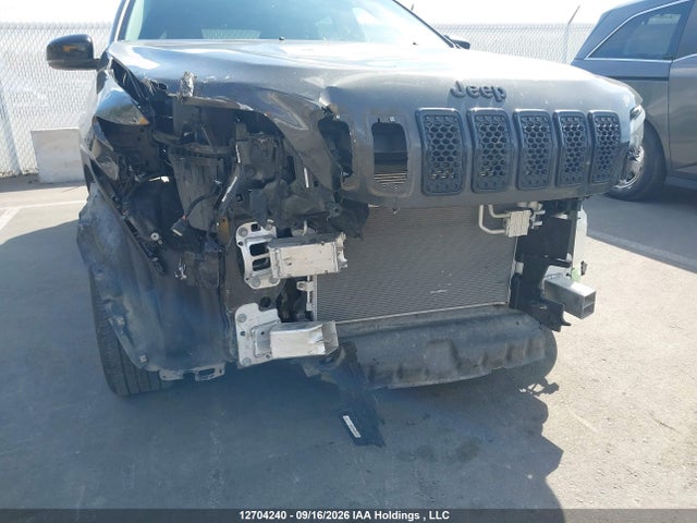12704240 :رقم المزاد ، 1C4PJMMB8PD103488 vin ، 2023 Jeep Cherokee Altitude Lux مزاد بيع