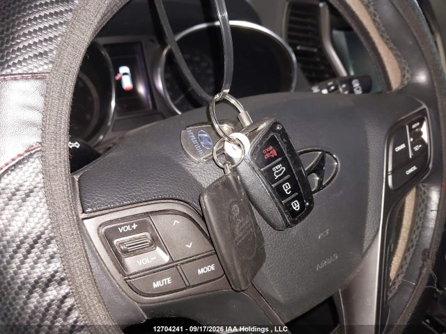 Продажа на аукционе авто 2017 Hyundai Santa Fe Xl Limited, vin: KM8SNDHF3HU176020, номер лота: 12704241