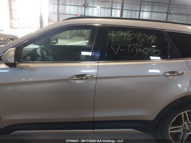 Продажа на аукционе авто 2017 Hyundai Santa Fe Xl Limited, vin: KM8SNDHF3HU176020, номер лота: 12704241