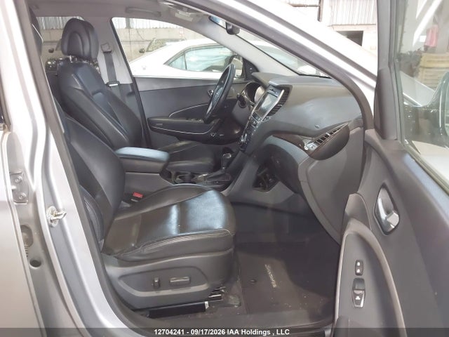 Продажа на аукционе авто 2017 Hyundai Santa Fe Xl Limited, vin: KM8SNDHF3HU176020, номер лота: 12704241