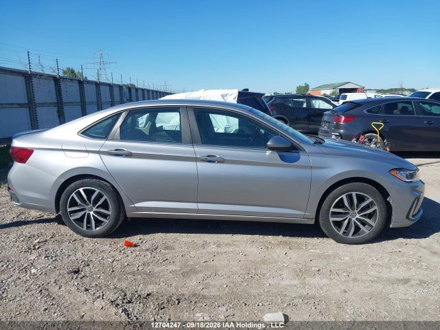 Продажа на аукционе авто 2025 Volkswagen Jetta Comfortline, vin: 3VWEX7BU8SM099092, номер лота: 12704247