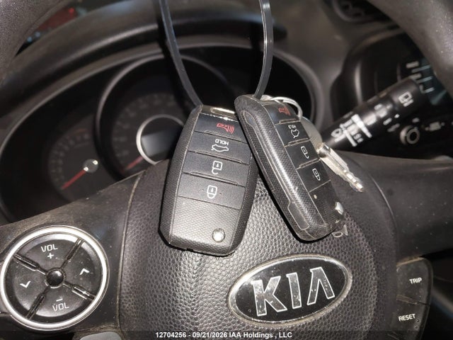 2015 Kia Soul მანქანა იყიდება აუქციონზე, vin: KNDJN2A21F7157294, აუქციონის ნომერი: 12704256