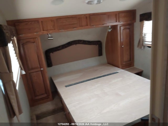 Продажа на аукционе авто 2012 Forest River Rockwood Signature, vin: 4X4FRLD26C1842508, номер лота: 12704293