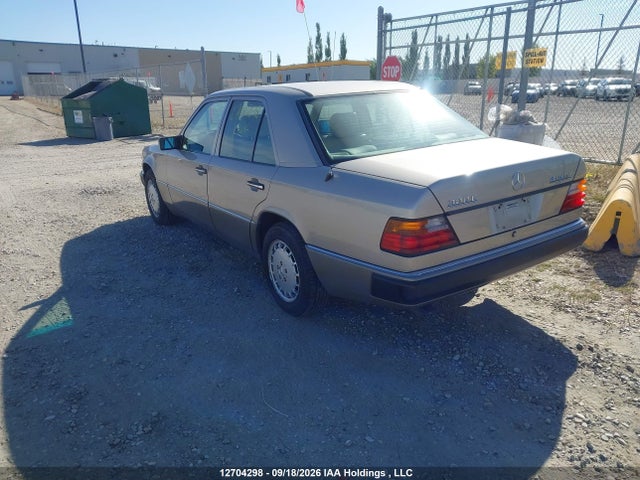 Aukcja sprzedaży 1992 Mercedes-benz C Class, vin: WDBED30E8NB680263, numer aukcji: 12704298
