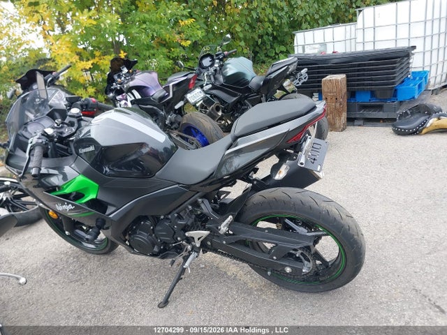 12704299 :رقم المزاد ، JKAEXKG16PDAN2874 vin ، 2023 Kawasaki Ex400 مزاد بيع