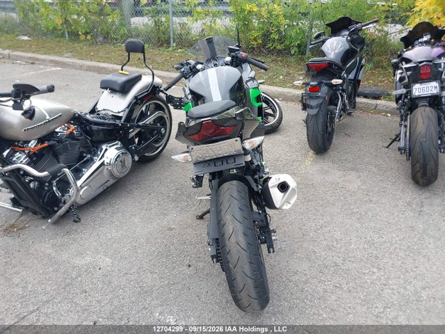12704299 :رقم المزاد ، JKAEXKG16PDAN2874 vin ، 2023 Kawasaki Ex400 مزاد بيع