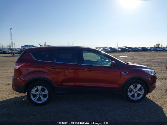 1FMCU9GX1FUA12535 Ford ESCAPE SE
