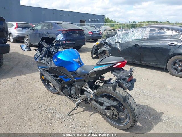 Kawasaki Ex300 B 2015 JKAEX8B16FDA19981 Image 3