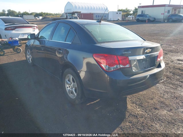 Chevrolet CRUZE LT 2014 1G1PE5SB1E7359263 Image 3