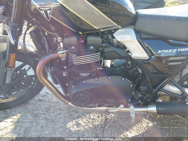 Triumph Motorcycle Speed Twin 900 2025 SMTDP0G24STCH9622 Image 9