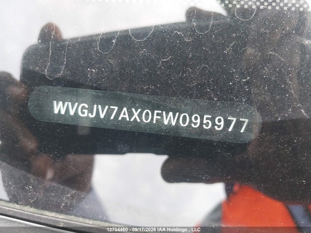 WVGJV7AX0FW095977 Volkswagen Tiguan S/se/sel/r-line