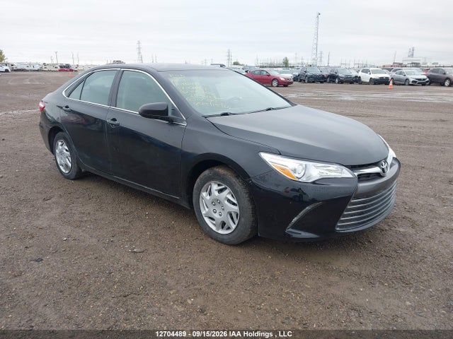 Toyota CAMRY LE 2017 4T1BF1FK6HU398062 Image 1