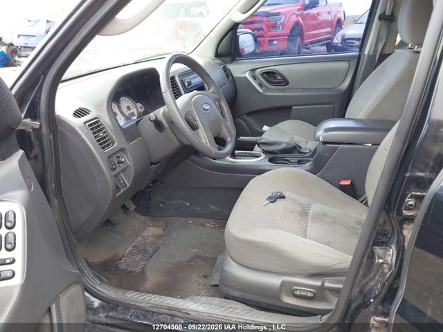 12704508 :رقم المزاد ، 1FMYU93146KA26514 vin ، 2006 Ford Escape Xlt مزاد بيع