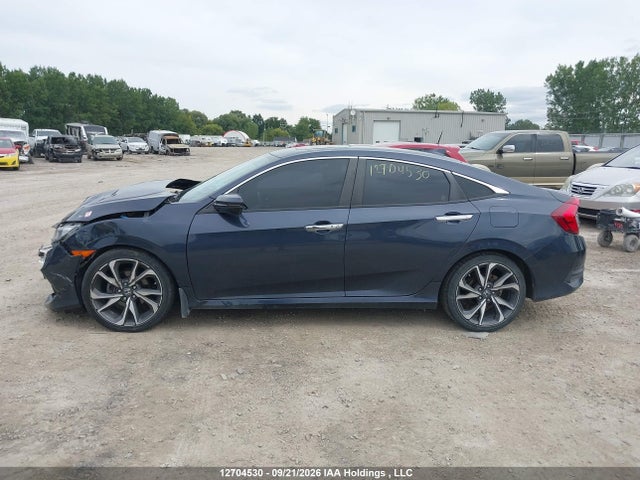 Honda Civic Touring 2020 2HGFC1F97LH100370 Image 14