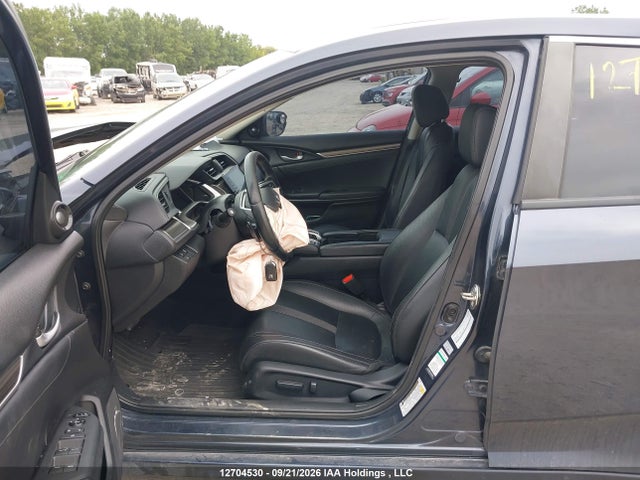 Honda Civic Touring 2020 2HGFC1F97LH100370 Image 17