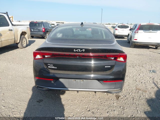 12704541 :رقم المزاد ، 5XXG24J25NG114002 vin ، 2022 Kia K5 Lx مزاد بيع