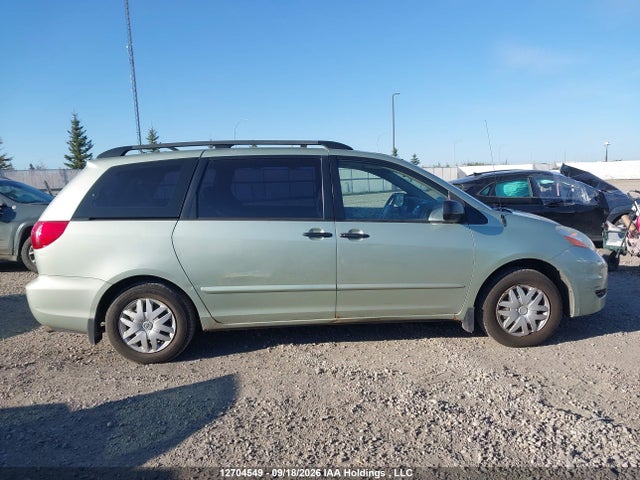 Продажа на аукционе авто 2006 Toyota Sienna, vin: 5TDZA29CX6S405205, номер лота: 12704549