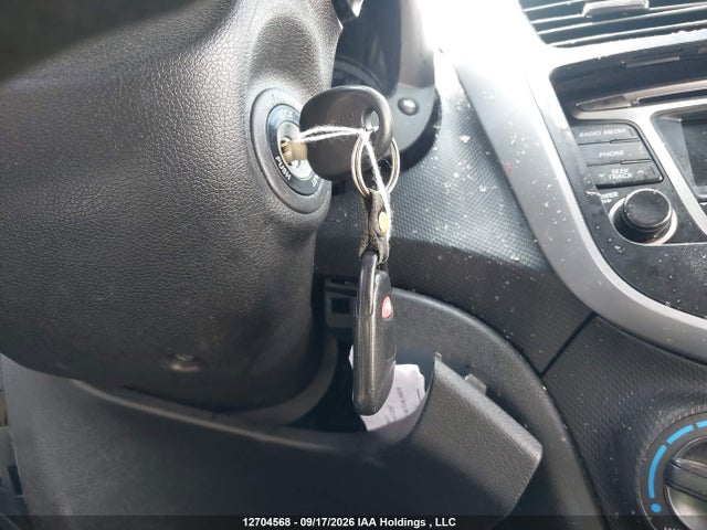 Продаж на аукціоні авто 2015 Hyundai Accent Gs, vin: KMHCT5AE7FU228151, номер лоту: 12704568