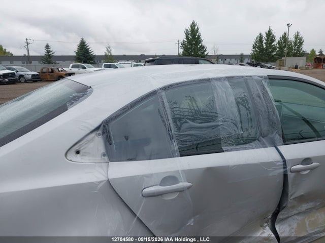 5YFBPRBE1LP007227 Toyota COROLLA LE