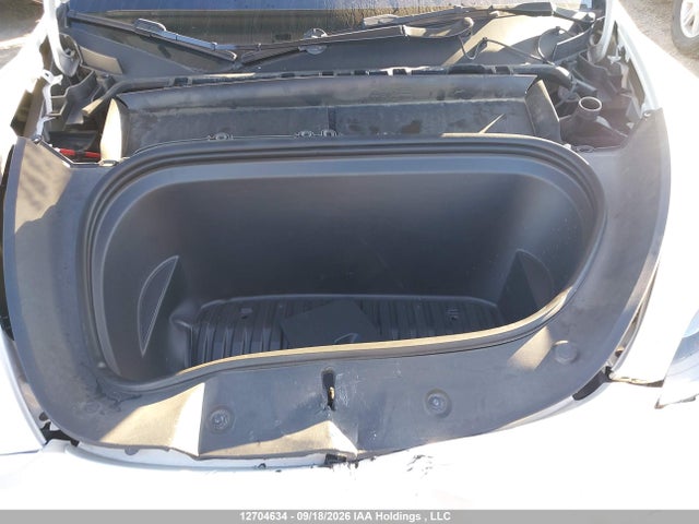 12704634 :رقم المزاد ، 7SAYGDEE8PF593907 vin ، 2023 Tesla Model Y Long Range مزاد بيع
