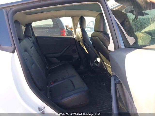 12704634 :رقم المزاد ، 7SAYGDEE8PF593907 vin ، 2023 Tesla Model Y Long Range مزاد بيع