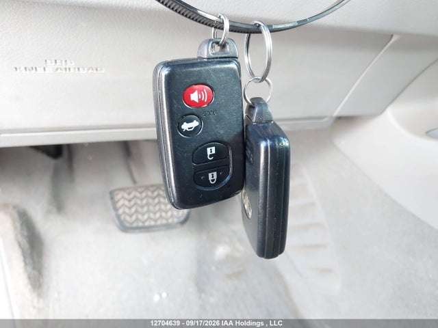 2011 Toyota Camry Hybrid მანქანა იყიდება აუქციონზე, vin: 4T1BB3EK2BU127578, აუქციონის ნომერი: 12704639