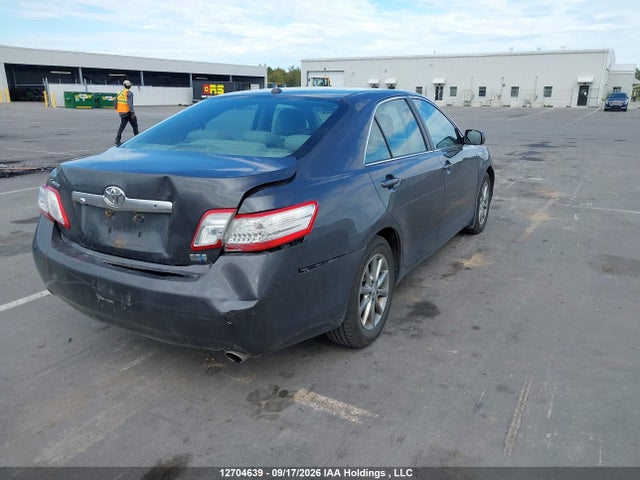 2011 Toyota Camry Hybrid მანქანა იყიდება აუქციონზე, vin: 4T1BB3EK2BU127578, აუქციონის ნომერი: 12704639