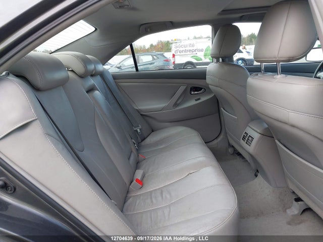 2011 Toyota Camry Hybrid მანქანა იყიდება აუქციონზე, vin: 4T1BB3EK2BU127578, აუქციონის ნომერი: 12704639