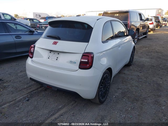 Продажа на аукционе авто 2024 Fiat 500e Red, vin: ZFAFFAA4XRX207037, номер лота: 12704652