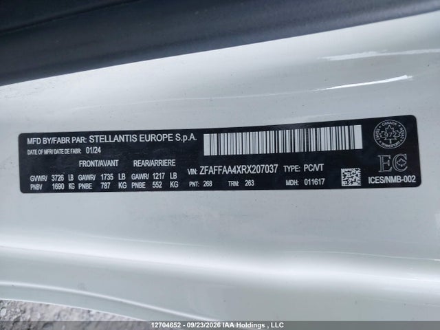 Продажа на аукционе авто 2024 Fiat 500e Red, vin: ZFAFFAA4XRX207037, номер лота: 12704652