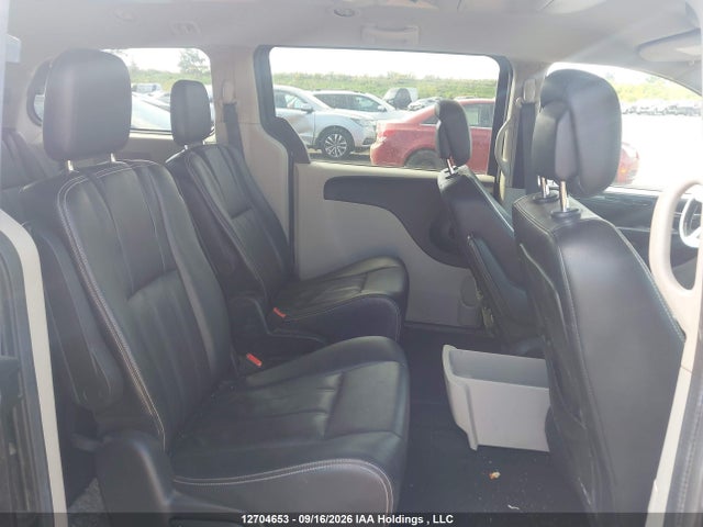 12704653 :رقم المزاد ، 2C4RDGDG8JR288398 vin ، 2018 Dodge Grand Caravan Crew مزاد بيع