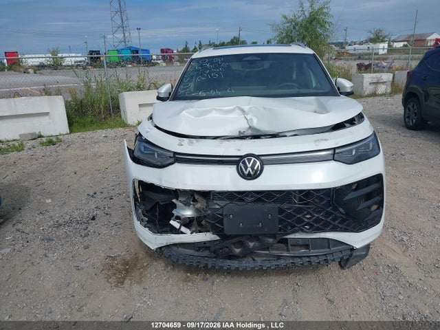 3VVUW7RM1TM102151 Volkswagen Tiguan Highline Turbo R-line 4motion
