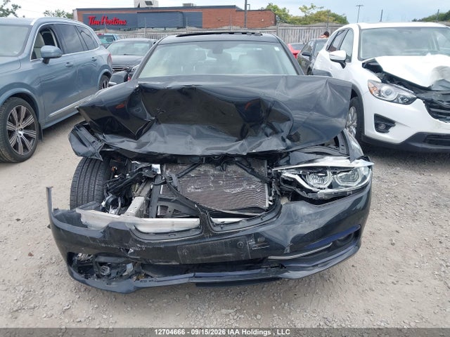 WBA8A3C38HA066712 BMW 320 XI