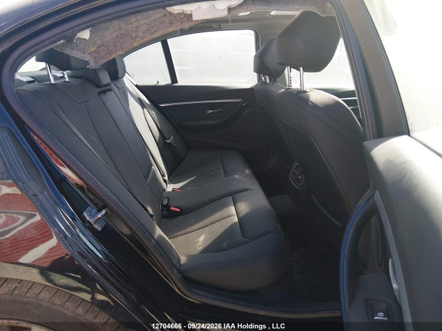 WBA8A3C38HA066712 BMW 320 XI