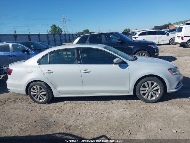 2017 Volkswagen Jetta Wolfsburg Edition მანქანა იყიდება აუქციონზე, vin: 3VWDB7AJ9HM352611, აუქციონის ნომერი: 12704667