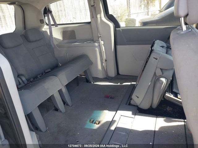 12704673 :رقم المزاد ، 2D4RN4DE2AR258813 vin ، 2010 Dodge Grand Caravan Se مزاد بيع