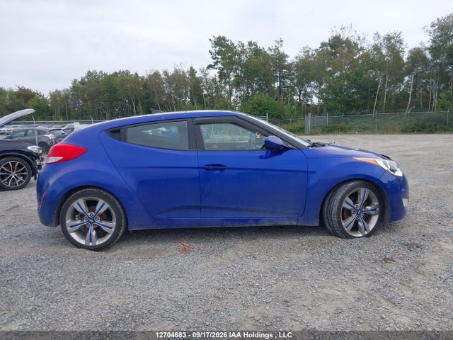 12704683 :رقم المزاد ، KMHTC6AD4DU150177 vin ، 2013 Hyundai Veloster مزاد بيع