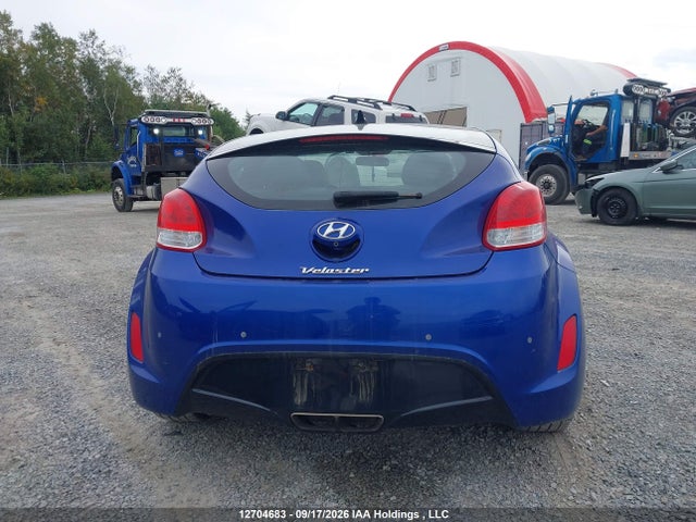 12704683 :رقم المزاد ، KMHTC6AD4DU150177 vin ، 2013 Hyundai Veloster مزاد بيع