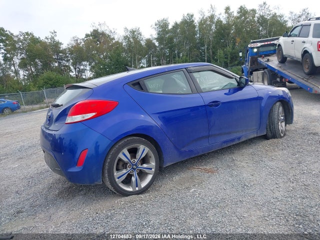 12704683 :رقم المزاد ، KMHTC6AD4DU150177 vin ، 2013 Hyundai Veloster مزاد بيع