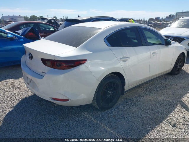 Mazda 3 2019 JM1BPBCM8K1118602 Image 4
