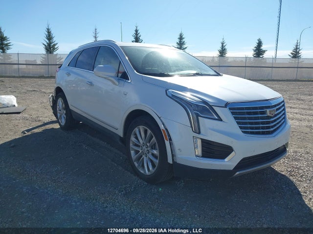 12704696 :رقم المزاد ، 1GYKNFRS4HZ165584 vin ، 2017 Cadillac Xt5 Platinum مزاد بيع