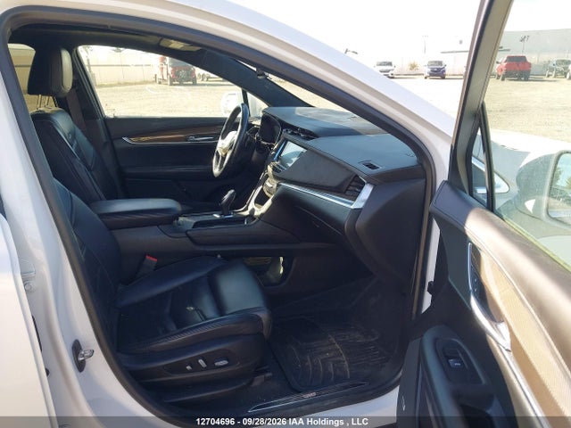 12704696 :رقم المزاد ، 1GYKNFRS4HZ165584 vin ، 2017 Cadillac Xt5 Platinum مزاد بيع