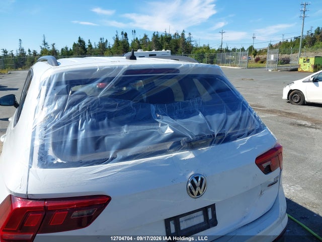 Volkswagen TIGUAN S 2018 3VV0B7AX5JM103705 Image 22
