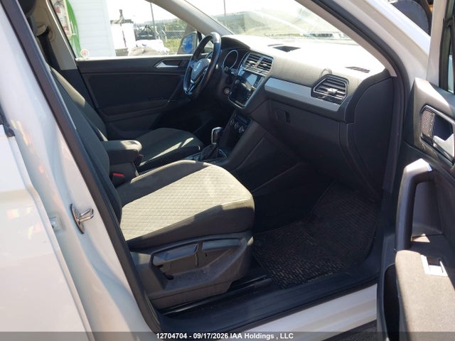 Volkswagen TIGUAN S 2018 3VV0B7AX5JM103705 Image 5