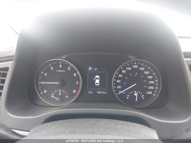 12704705 :رقم المزاد ، KMHD84LF2HU348688 vin ، 2017 Hyundai Elantra مزاد بيع