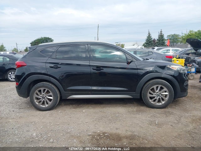 12704722 :رقم المزاد ، KM8J3CA44HU355591 vin ، 2017 Hyundai Tucson Limited/sport And Eco/se مزاد بيع